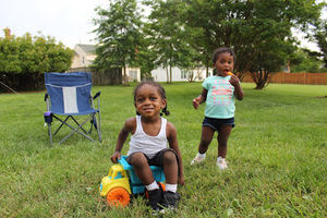 Meet your Posher, Maxine